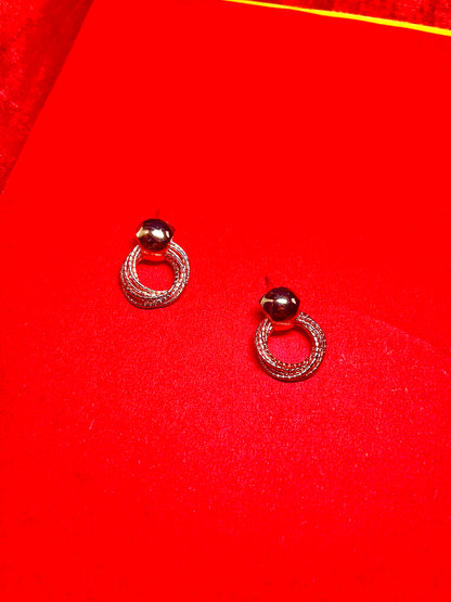 Elegant Anti-Tarnish Twist Loop Earrings – Bold Yet Classy